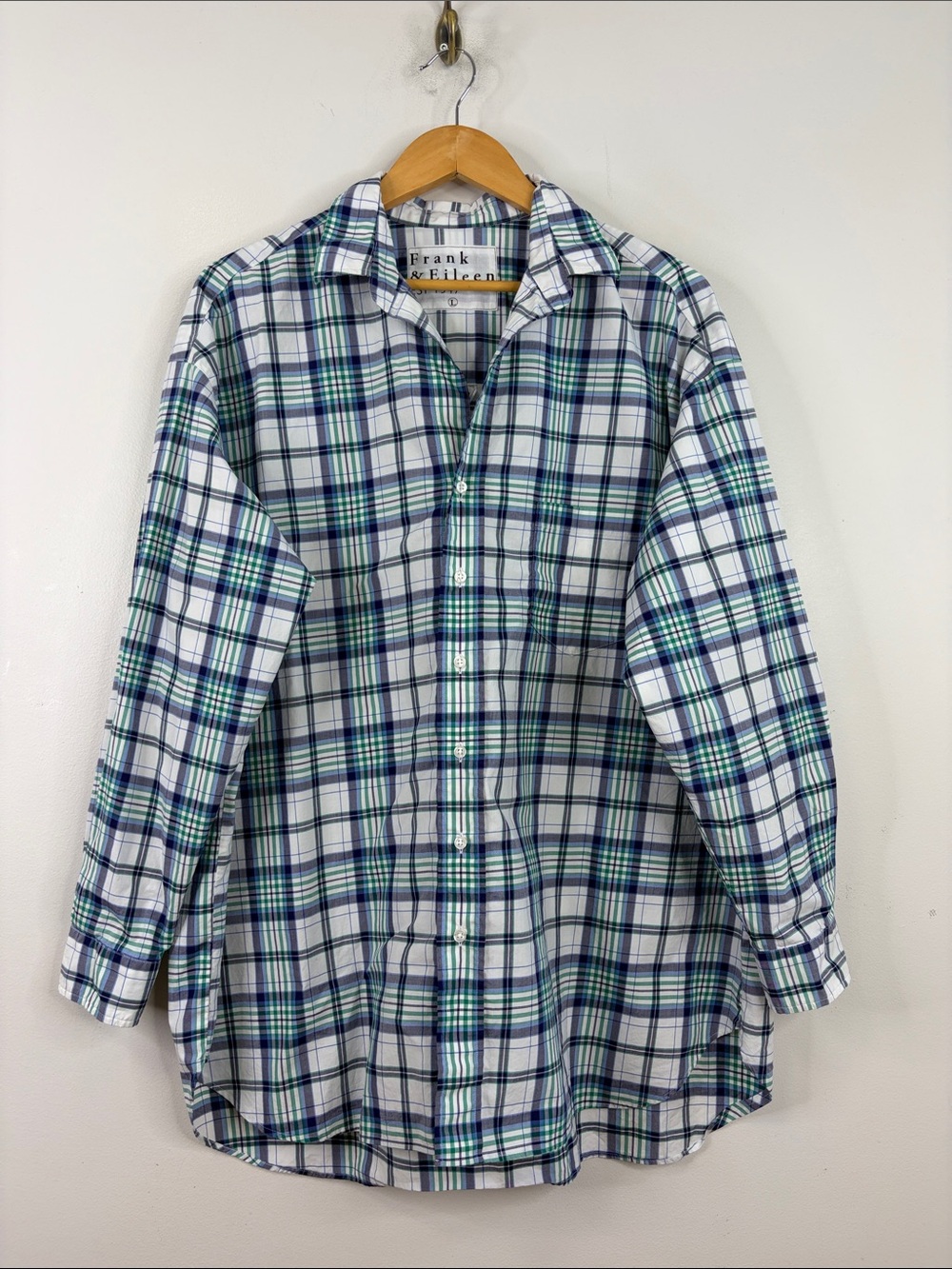 Frank & Eileen Shirley Shirt Womens Large Blue Green White Plaid Cotton Loose